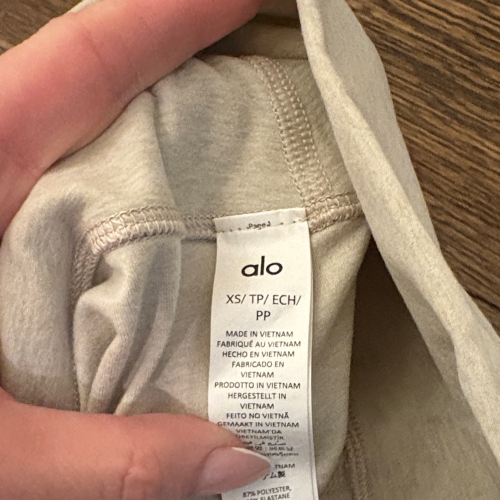 ALO Yoga High-Rise Oatmeal Leggings - Picture 2 of 2